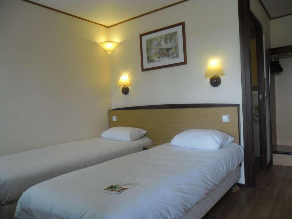Campanile Hotel & Restaurant 'S Hertogenbosch 's-Hertogenbosch  Room photo